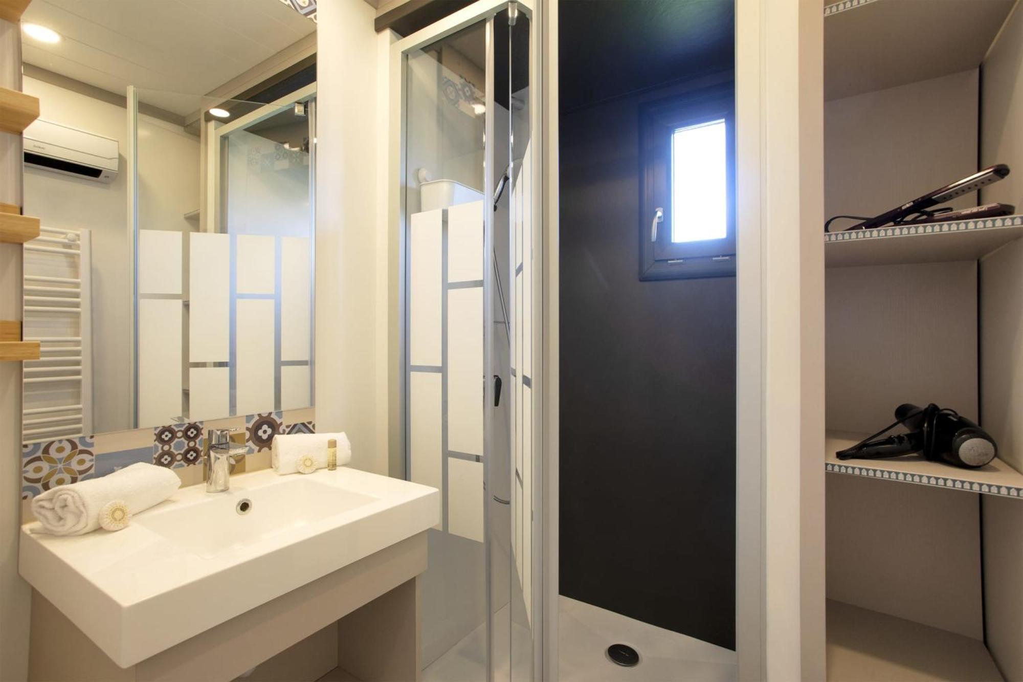Le Chalet Cetri - Welkeys Saubrigues エクステリア 写真